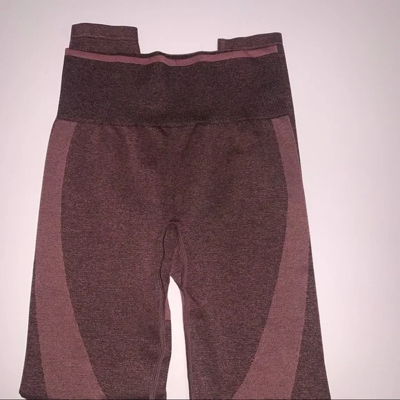 PINK Victoria Secret Seamless Workout Leggings - Picture 7 of 11